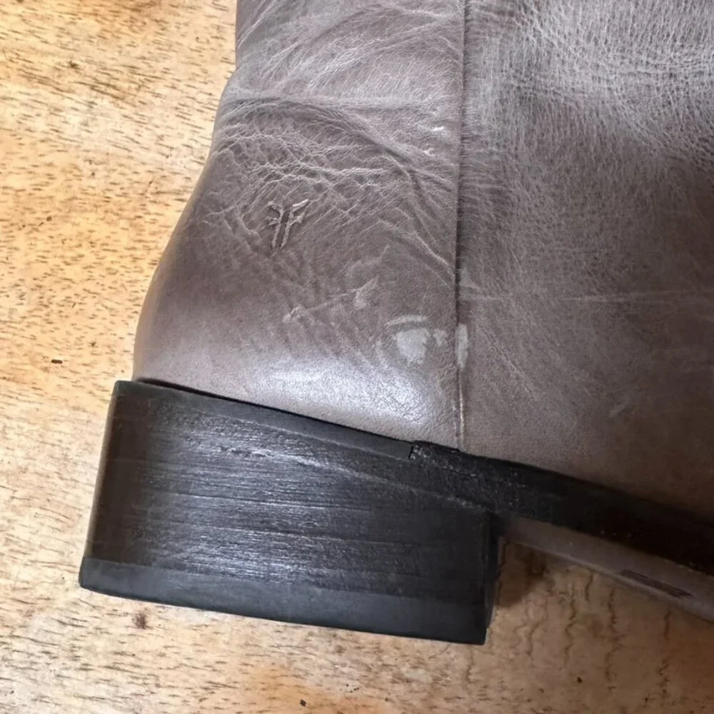 Fry Boots Size 8 1/2 Gray Womens